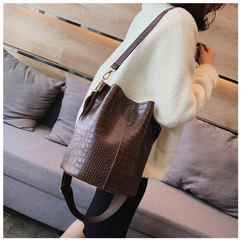 Women's Crocodile Crossbody Bag